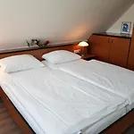 Hébergement de vacances 19 Im Strandhaus Lobbe