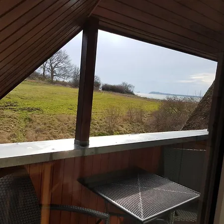 19 Im Strandhaus Hébergement de vacances Lobbe